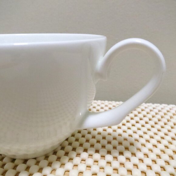 X2 Wedgwood Solar Flat Tea Cup and Saucer White Shape 225 Bone China - Picture 4 of 8